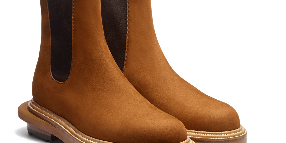 Chelsea Boots J.M. Weston x sacai [Beachnut Nubuck] – J.M. WESTON [JP]